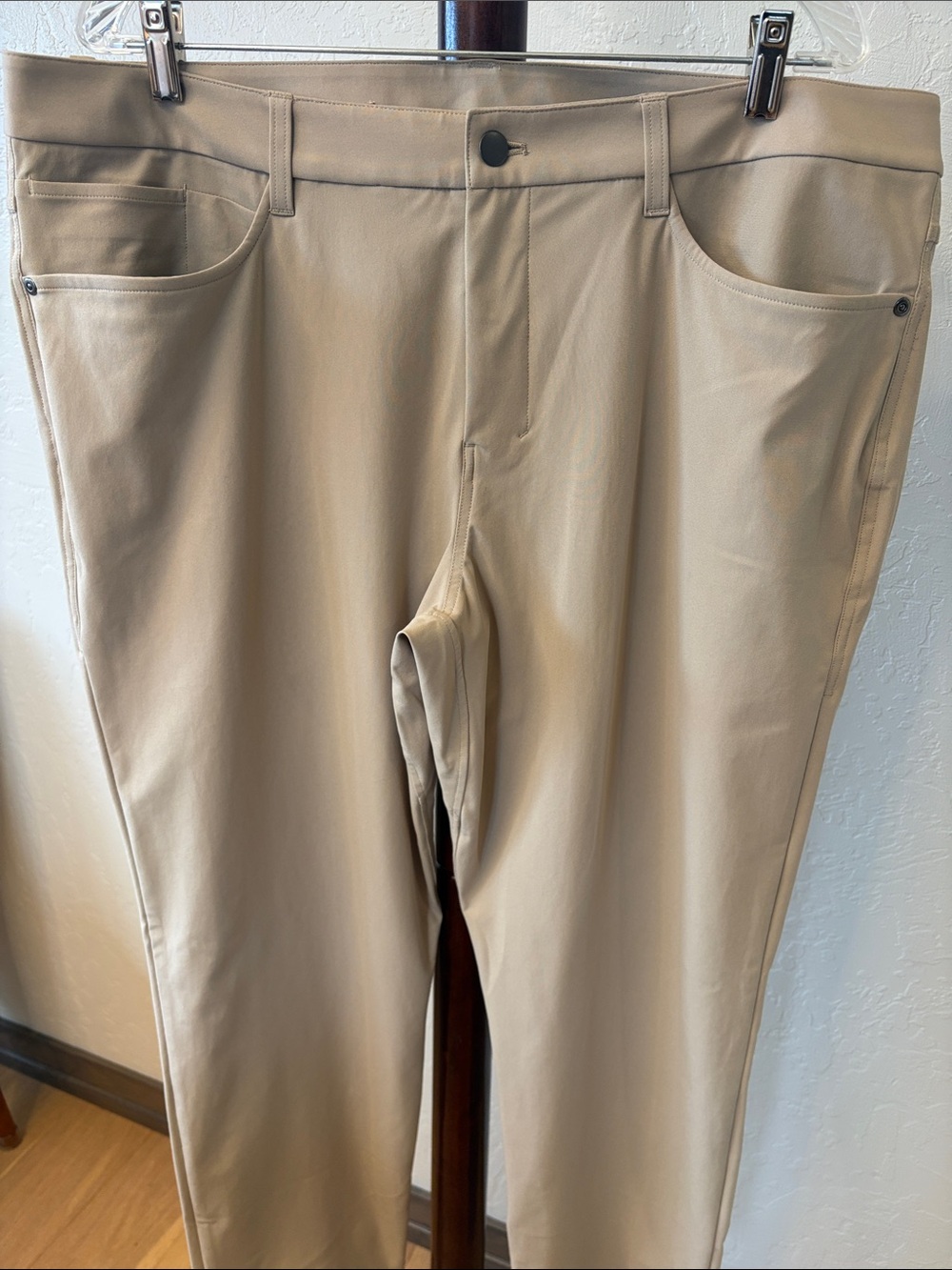 Lululemon Men’s ABC slim fit 5 pocket pant.